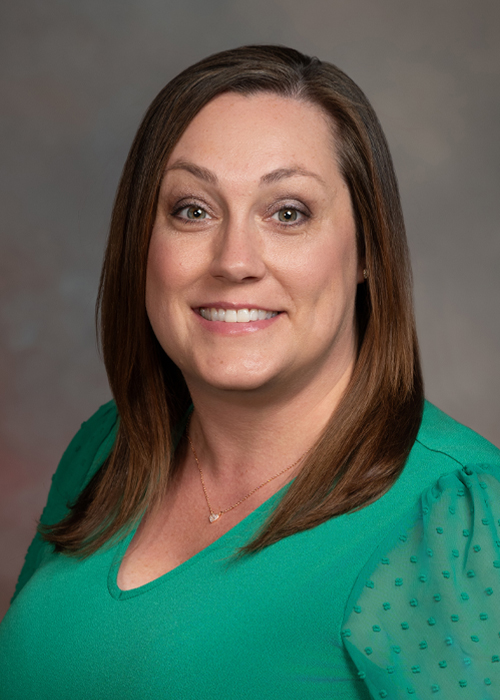 LAUREN ABLE, AESTHETICIAN